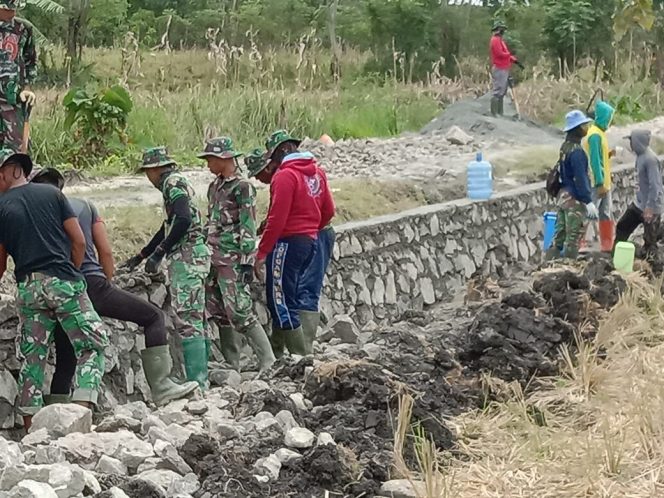 
 Selangkah Lagi, Pembangunan Saluran Irigasi TMMD di Buae Rampung