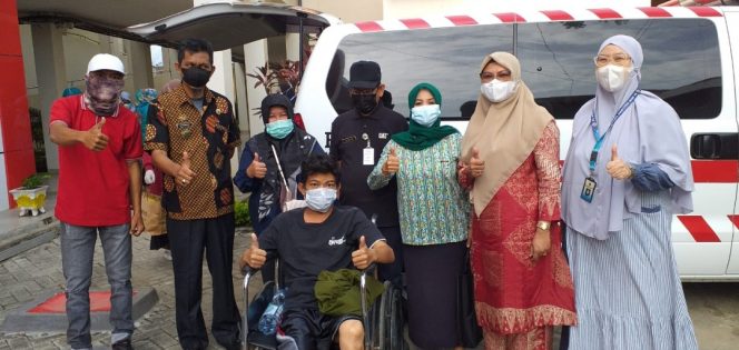 
 Sembuh, Warga Asal Subang Dipulangkan ke Kampung Halamannya