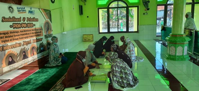 
 Tim PKM UNM Makassar Gelar Pelatihan Mengaji berbasis Aplikasi di Sidrap