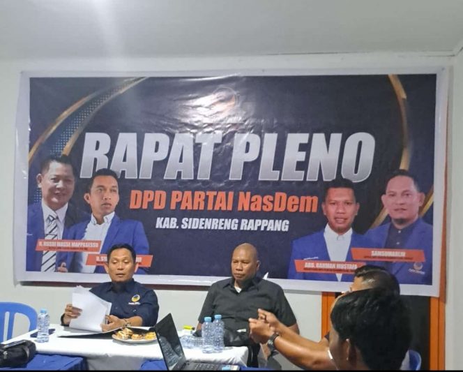 
 Rapat Pleno yang digelar DPD NasDem Sidrap, di Sekretariat Partai NasDem Sidrap, Jl Jend sudirman, Kamis (30/6/2022).