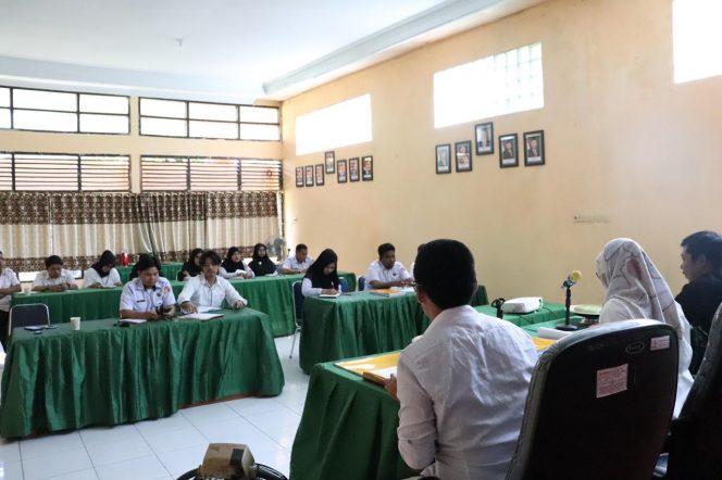 
 Bawaslu Sidrap melakukan rapat internal yang membahas agenda pengawasan jelang verifikasi parpol peserta pemilu, Rabu (27/7/2022).