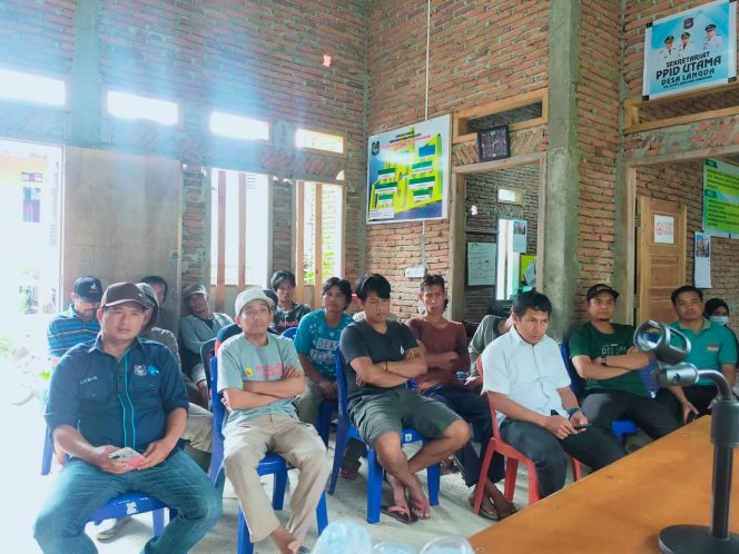 
 Satgas penyakit mulut dan kuku (PMK) melakukan Komunikasi, Informasi, dan Edukasi kepada para Peternak Sapi dan Kerbau di kecamatan Buntu Batu, Rabu (10/08/2022).