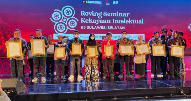 
 Sanggar Seni Bolong Ringgi mendaftarkan 9 karya dari sekian banyak karya seni yang telah diproduksi untuk mendapatkan sertifikat HaKI, Kamis (29/9/2022).