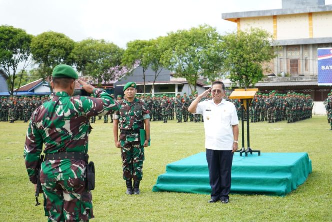 
 Wabup Pinrang Hadiri Pelepasan Satgas Batalyon Infantri 721/Makkasau