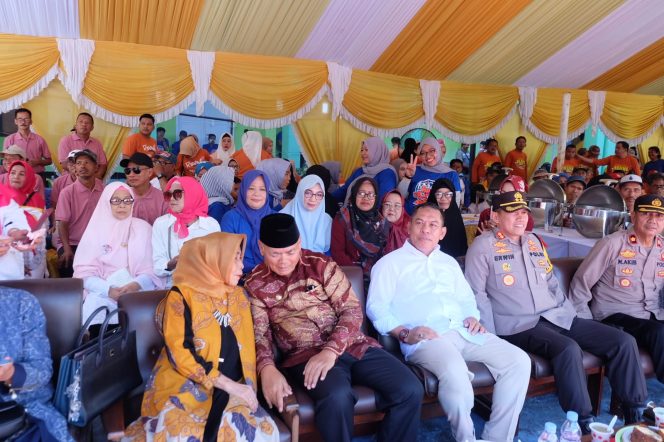 
 Muslimin Bando Reuni bersama Alumni SMEA-SMK 2 Sidrap