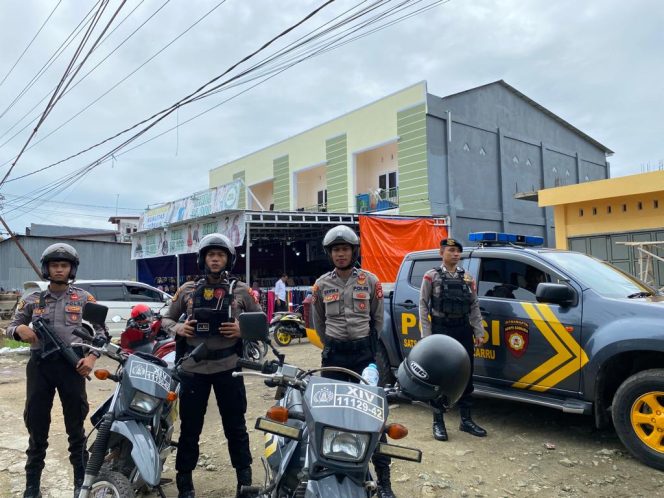 
 Patroli Rutin, Polres Barru Sambang Tukang Ojek hingga Objek Wisata