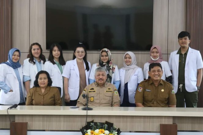 
 Bupati Pinrang Terima Kunjungan 9 Dokter Gigi Program Internship