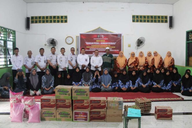 
 Lapas IIA Parepare Kunjungi Panti Asuhan dan Pondok Pesantren Al Mustaqim