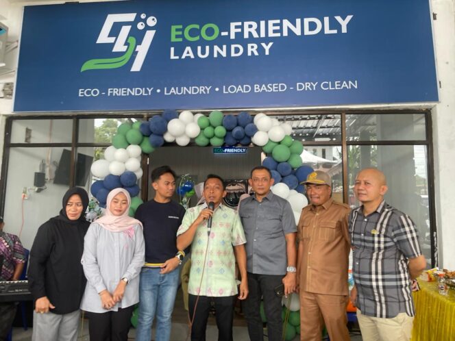 
 Bupati Sidrap Resmikan 54 Eco Friendly Laundry, Dukung UMKM Ramah Lingkungan