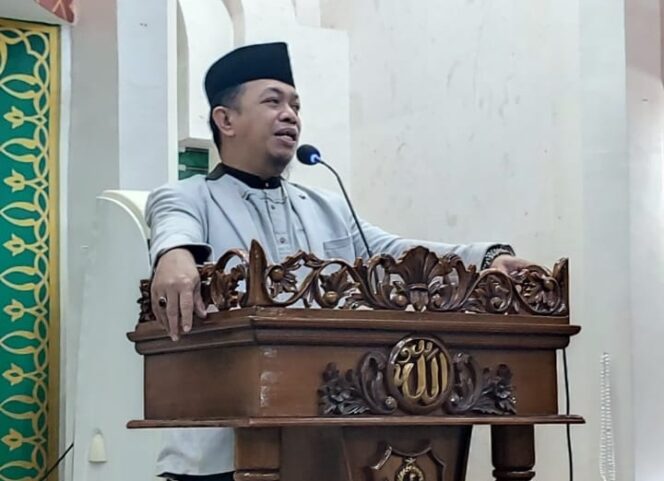 
 Stafsus/TA Menag RI Dr. Bunyamin M. Yapid Sampaikan Ceramah Subuh di Masjid Agung Sidrap