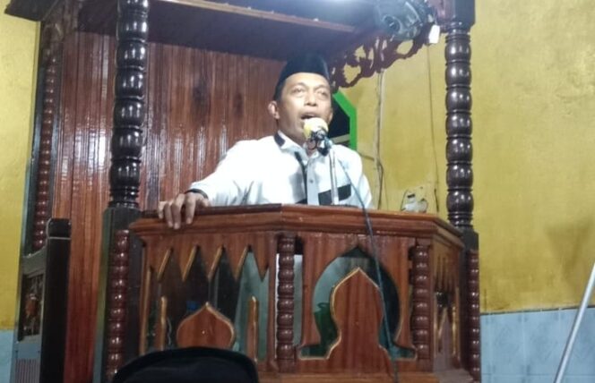 
 Bupati Sidrap Salurkan Rp100 Juta untuk Pembangunan Masjid Mujahidin Betao Riase