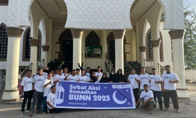 
 BRI Sidrap Gelar Sobat Aksi Ramadan BUMN 2025, Bersihkan Ponpes Muammar Gandi