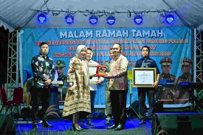 
 Wagub Sulsel Tekankan Satpol PP Harus Humanis