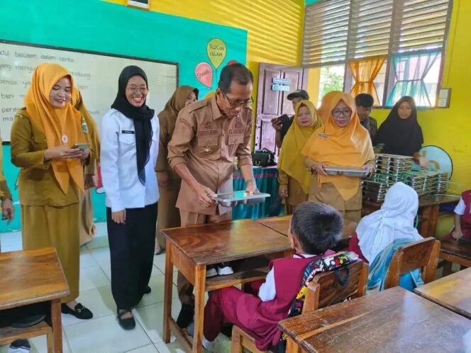 
 Kadis Pendidikan Lakukan Kunker ke Sekolah, Pantau Kualitas Pendidikan