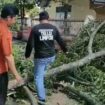 Kerja Bakti dan pemrsihan lingkungan kembali dilakukan Pemerintah dan masyarakat Amparita, Kec Tellu LImpoe, Jumat 2 Mei 2025.