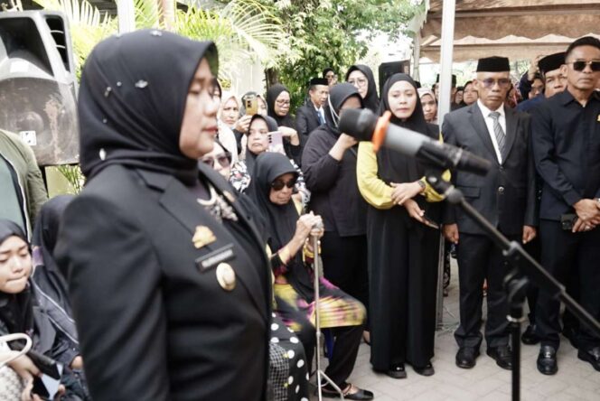 
 Wabup Sidrap Pimpin Upacara Kehormatan untuk Almarhum Sekretaris DPRD