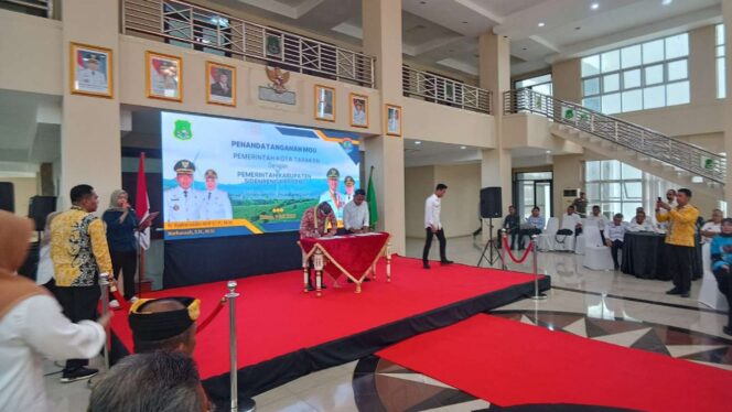 
 Pemkab Sidrap dan Tarakan Teken MoU Niaga Lintas Pulau, Petani dan Nelayan Jadi Prioritas