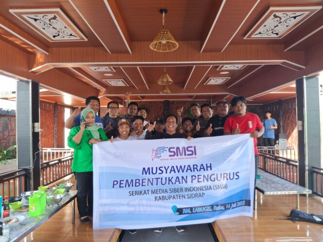 
 Terpilih Aklamasi Ketua Umum SMSI Sidrap, H.Ady : Kami Siap Bangun Jaringan Ekosistem Media Profesional