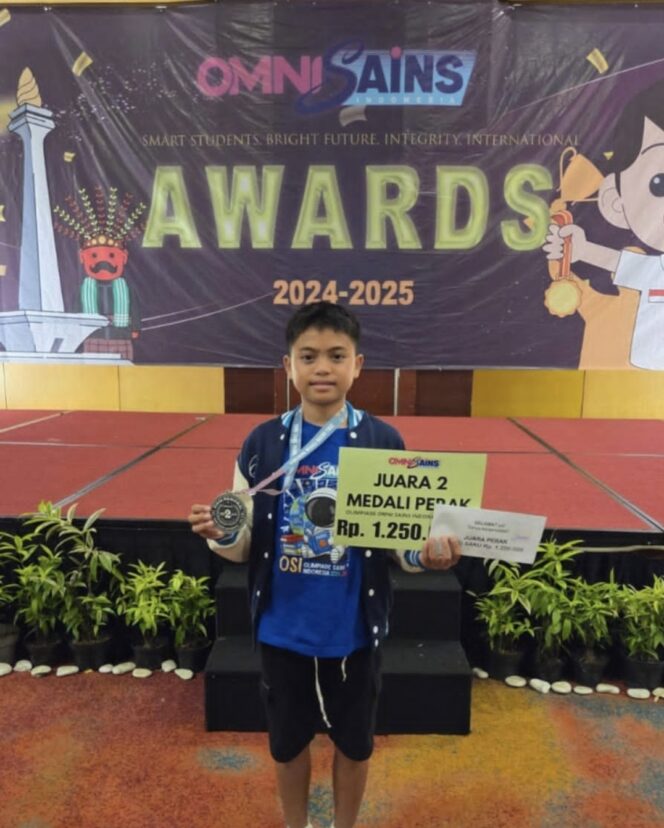 
 Siswa SD di Pinrang Raih Medali Perak di Olimpiade Sains Indonesia 2025