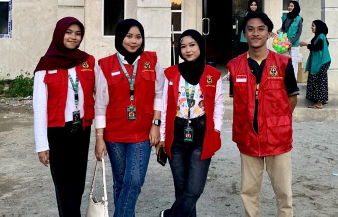 
 KKN Unhas Gelombang 114 Kolaborasi Meriahkan 17-an di Maddenra