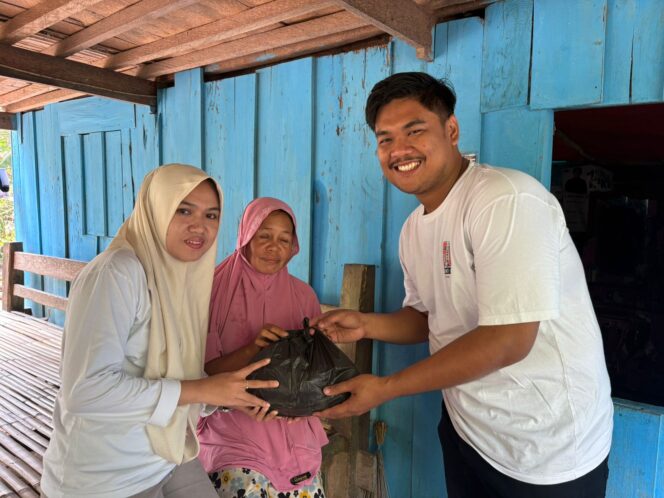 
 Komitmen RMS Jalankan Politik Kemanusiaan, Aksi  ‘Jumat Berkah’ konsisten di Sulsel