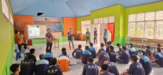 
 60 Warga Binaan Rutan Kelas II B Sidrap Diedukasi Pemulihan Adiksi