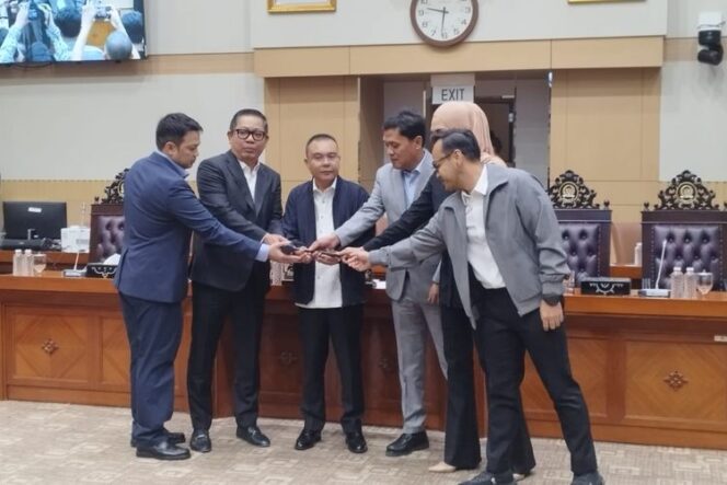 
 Gantikan Ahmad Sahroni, RMS Jabat Wakil Ketua Komisi III DPR RI