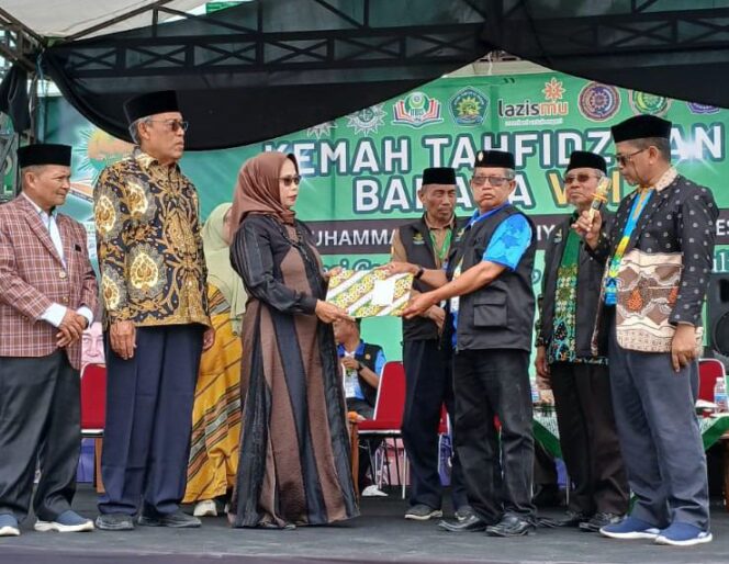 
 Keluarga H Muchtar Wakafkan Tanah ke Muhammadiyah di Perumahan Mario Yasmin