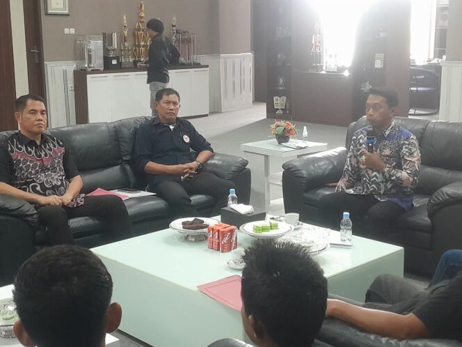 
 Syaharuddin Alrif Targetkan Tim Futsal Sidrap Lolos Porprov Sulsel