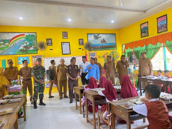 Program MBG di Sidrap Resmi Bergulir, Bupati Tekankan Evaluasi dan Kolaborasi Lintas Sektor