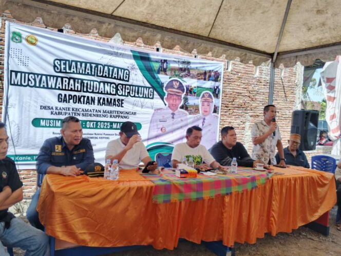 
 Hadiri Tudang Sipulung, Bupati SAR Terus Berusaha Sejahterakan Petani
