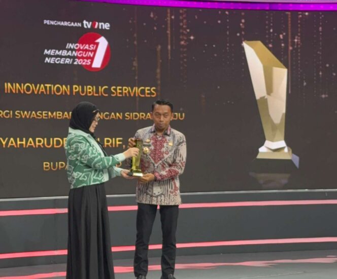 
 Inovatif Kawal Swasembada Pangan, Bupati Syaharuddin Alrif Sabet Penghargaan tvOne