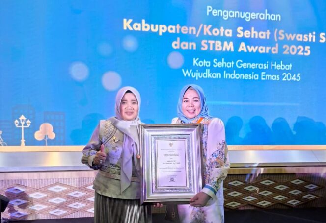 
 Sidenreng Rappang Raih Penghargaan Kabupaten Sehat 2025