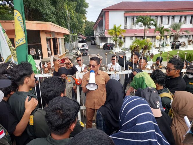 
 Asisten II Tegaskan Pemkot Parepare Terbuka Berdiskusi dan Jadikan Atensi