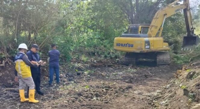 
 Tasming Hamid Instruksikan Pembersihan Sungai Jelang Musim Hujan