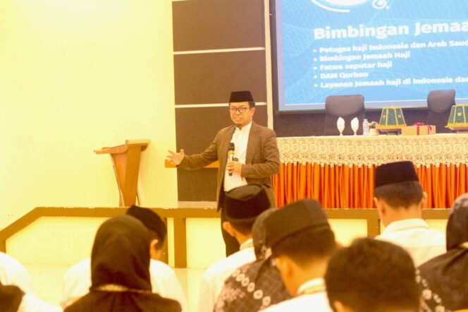 
 Tenaga Ahli Menag RI Jadi Narasumber Sertifikasi Pembimbing Haji Mandiri 1447 H/2026 di Asrama Haji Sudiang