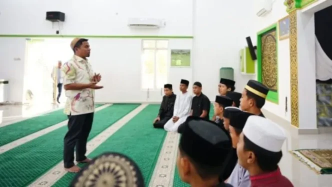 
 Kunjungi Masjid, Tasming Hamid: Program Religi Positif bagi Pelajar