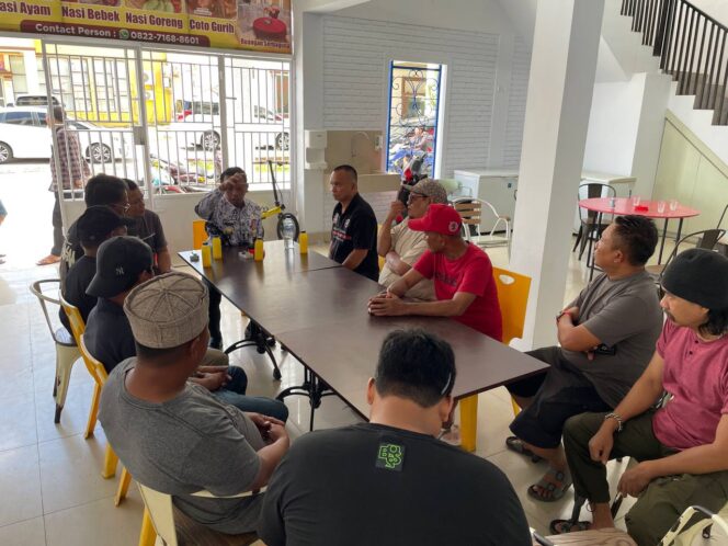 
 Bupati SAR Ajak UMKM Berkembang, tidak Latah dan Jaga Konsistensi