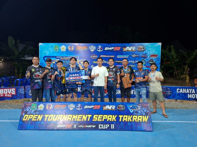 
 Syaharuddin Alrif Dorong Turnamen Takraw Rijang Pittu Jadi Agenda Resmi Pemkab Sidrap