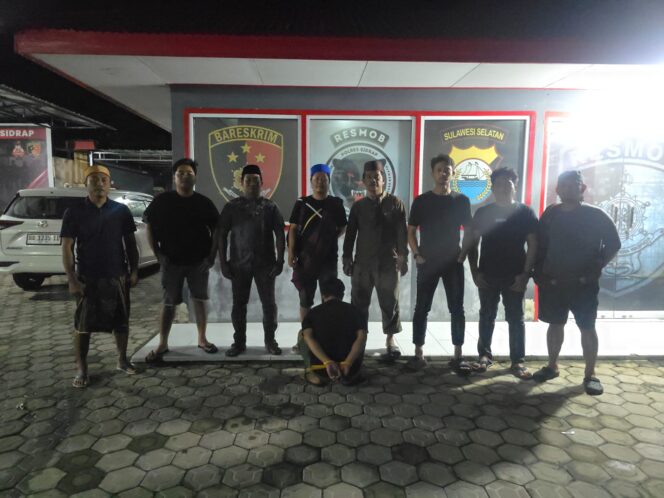 
 Aniaya Perempuan di Kost, IR tak Berkutik Diamankan Polisi