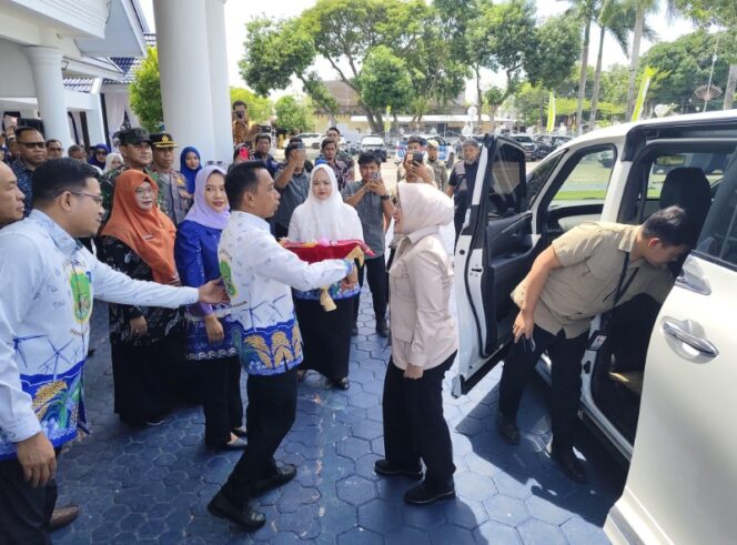 
 Bupati Sidrap Sambut Kepala BPS RI, Bahas Penguatan Data dan Ketahanan Pangan Naskah Berita