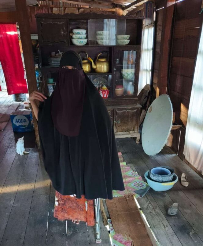 
 Miris, Guru Mengaji di Amparita Huni Rumah tak Layak dan Sakit-sakitan