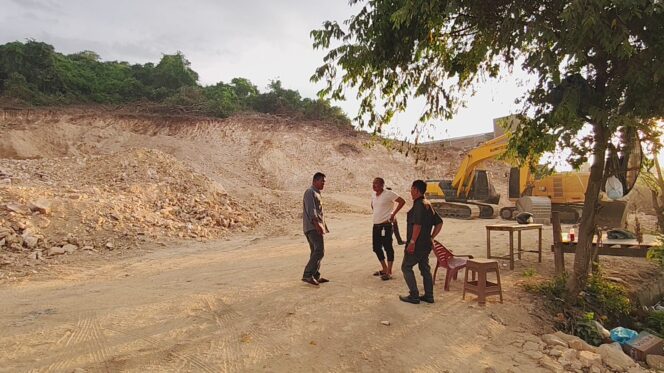 
 Diduga Tak Kantongi Izin, Aktivitas Tambang di Watang Pulu Terancam Ditutup