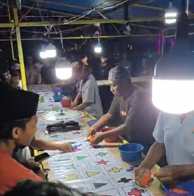 
 ‘Bar-bar’ Lagi, Pasar Malam Terpantau Bikin Aktivitas Berbau Judi