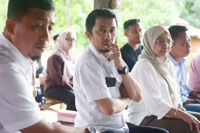 
 Progres Pengaspalan Ruas Rappang-Pangkajene Baru 12,44 Persen