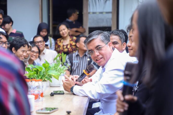 
 Menaker Sebut Industri Kreatif Bisa Jadi Laboratorium Program Magang Nasional