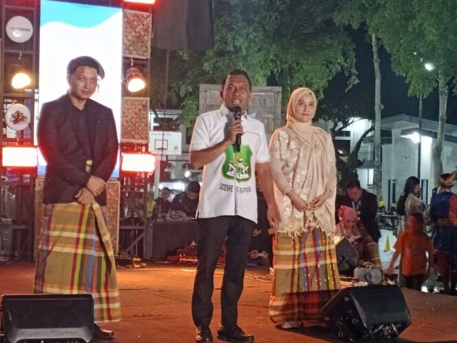 
 Bupati Sidrap Dukung Festival Nene Mallomo, Generasi Muda Diajak Lestarikan Budaya